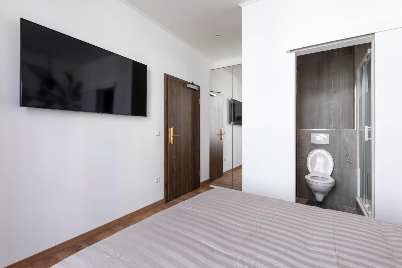 Iqs Rooms - Chambre Double Avec Salle De Bain لوكسمبورغ المظهر الخارجي الصورة